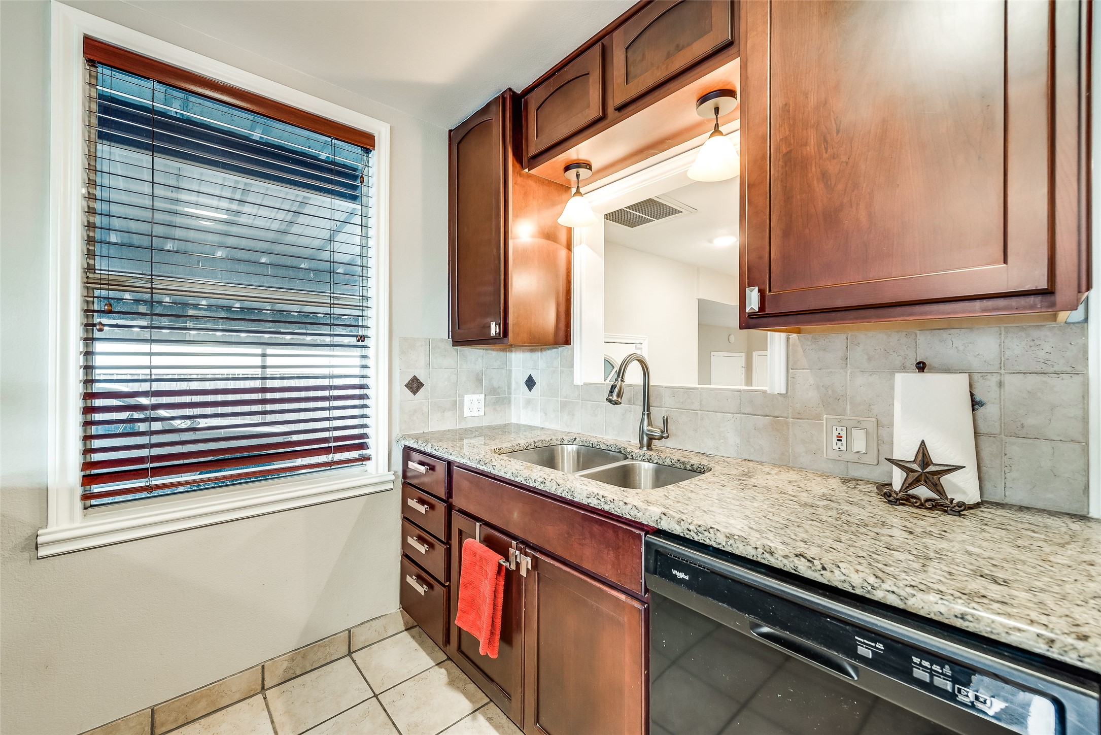 2517 Littlepage Street Fort Worth TX 76107