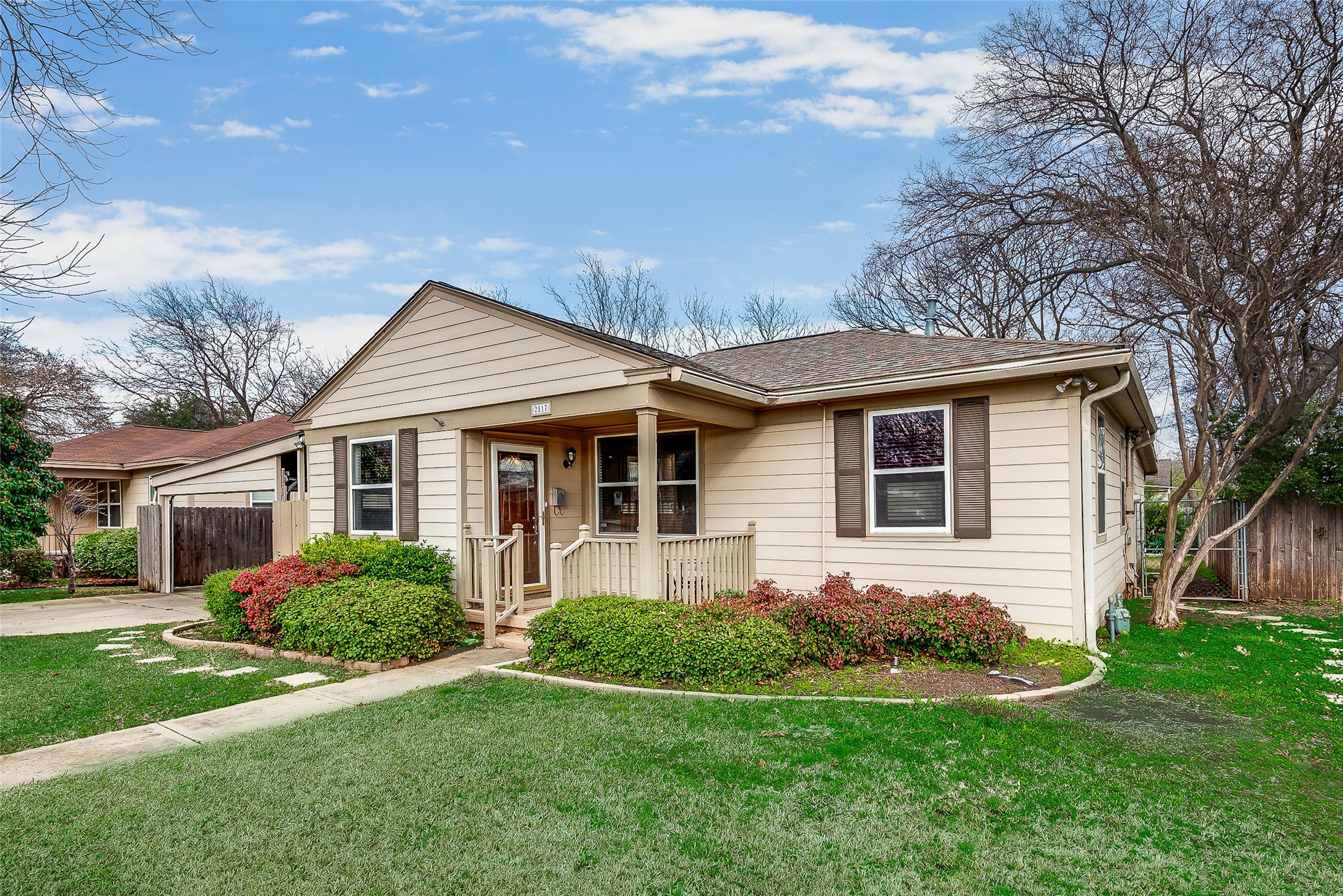 2517 Littlepage Street Fort Worth TX 76107