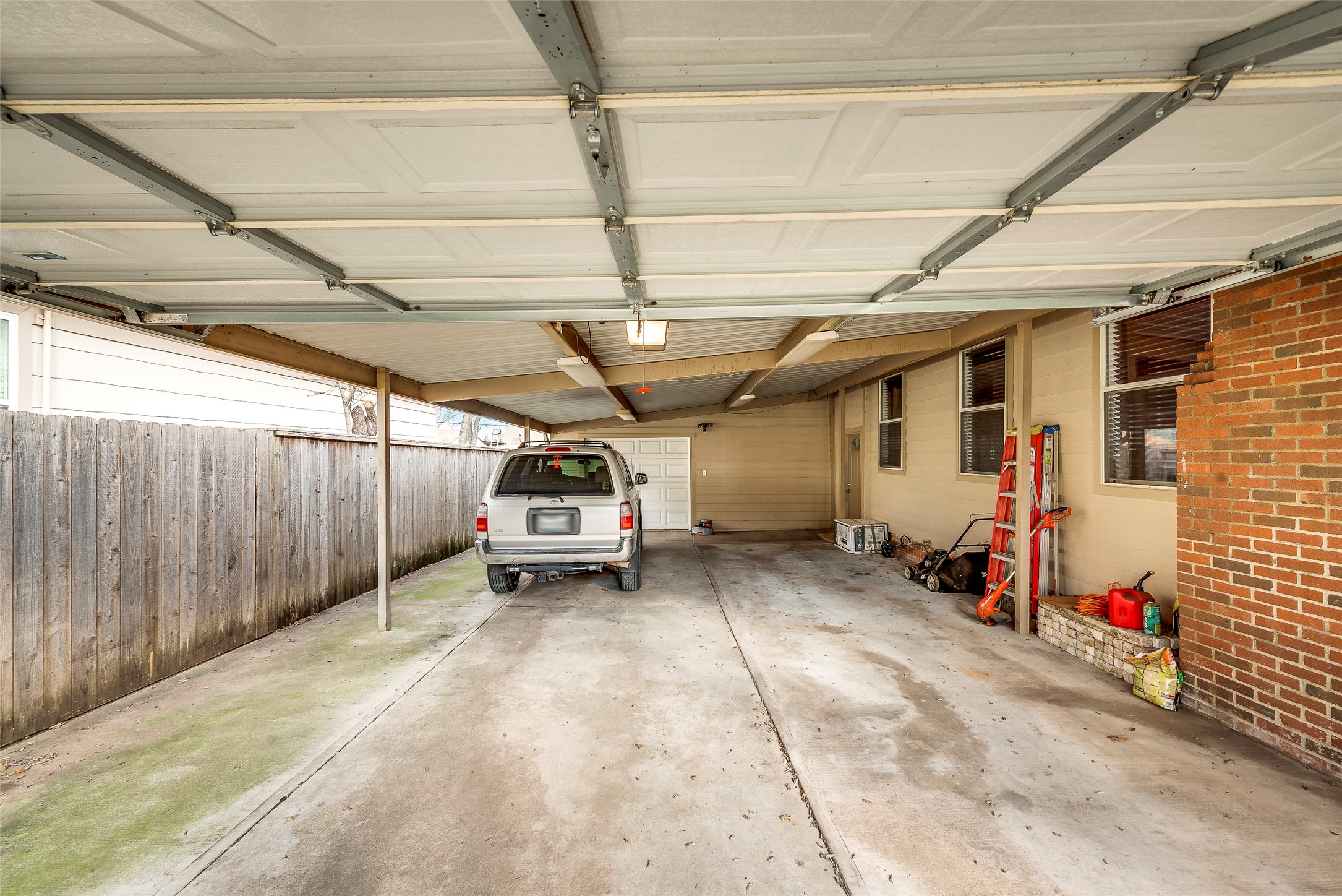 2517 Littlepage Street Fort Worth TX 76107