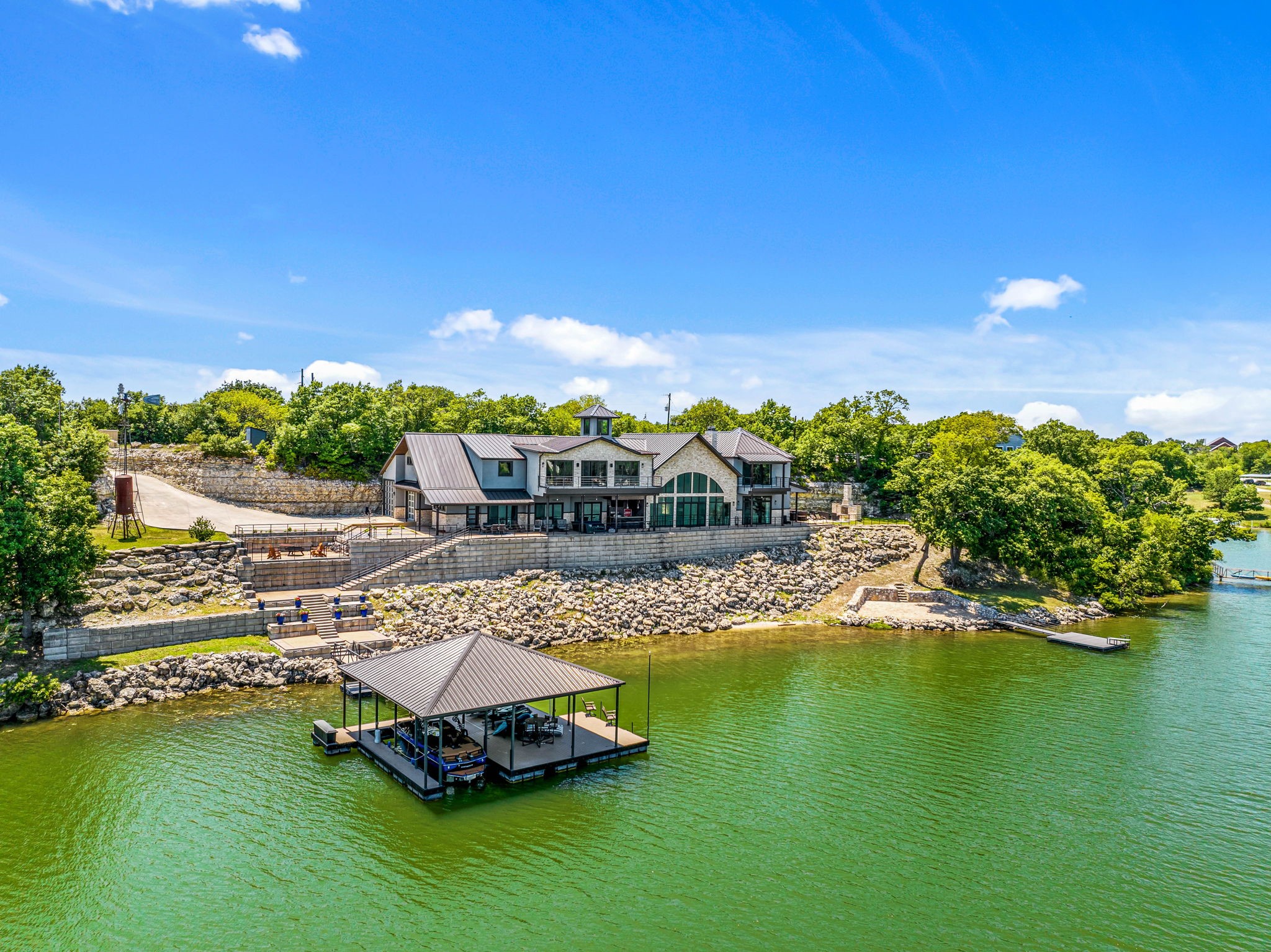 212 Hilltop Drive Gainesville TX 76240