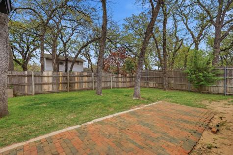 3005 Friendswood Drive Arlington TX 76013
