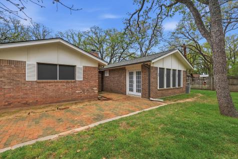 3005 Friendswood Drive Arlington TX 76013