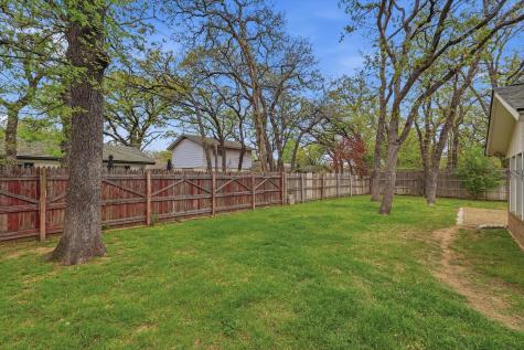 3005 Friendswood Drive Arlington TX 76013