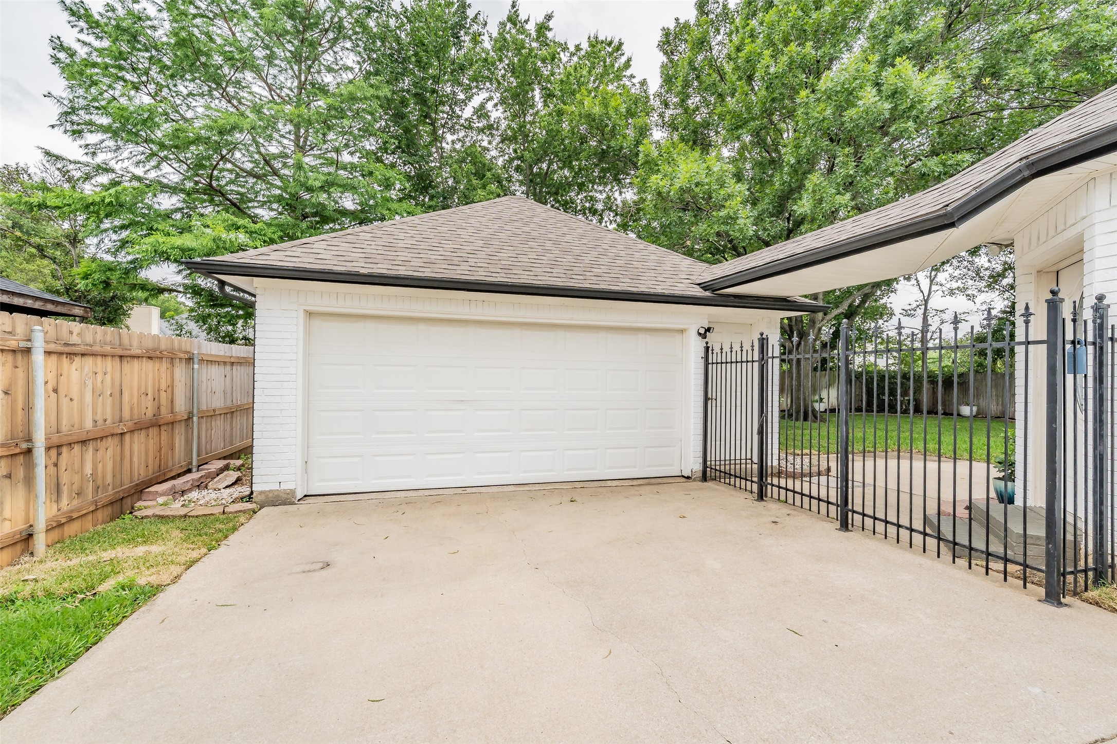 509 Aurora Drive Euless TX 76039