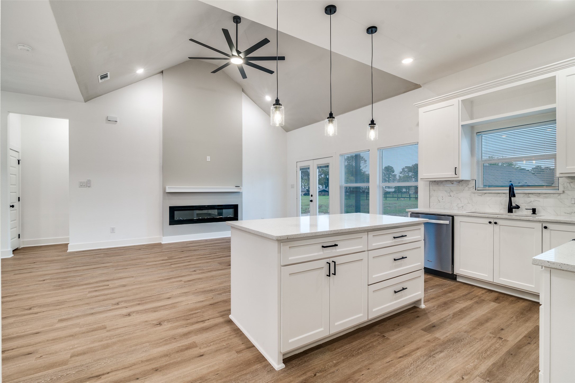 104 Pitchfork Ranch Road Trinidad TX 75163