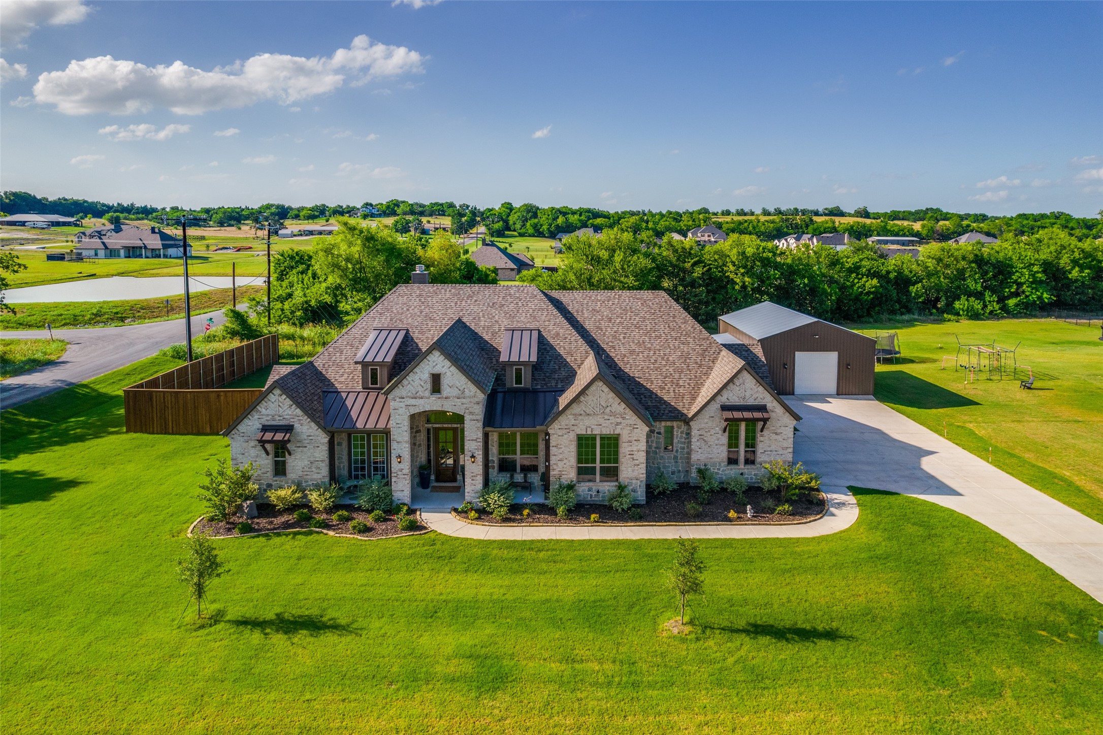 1800 Limestone Lane Van Alstyne TX 75495