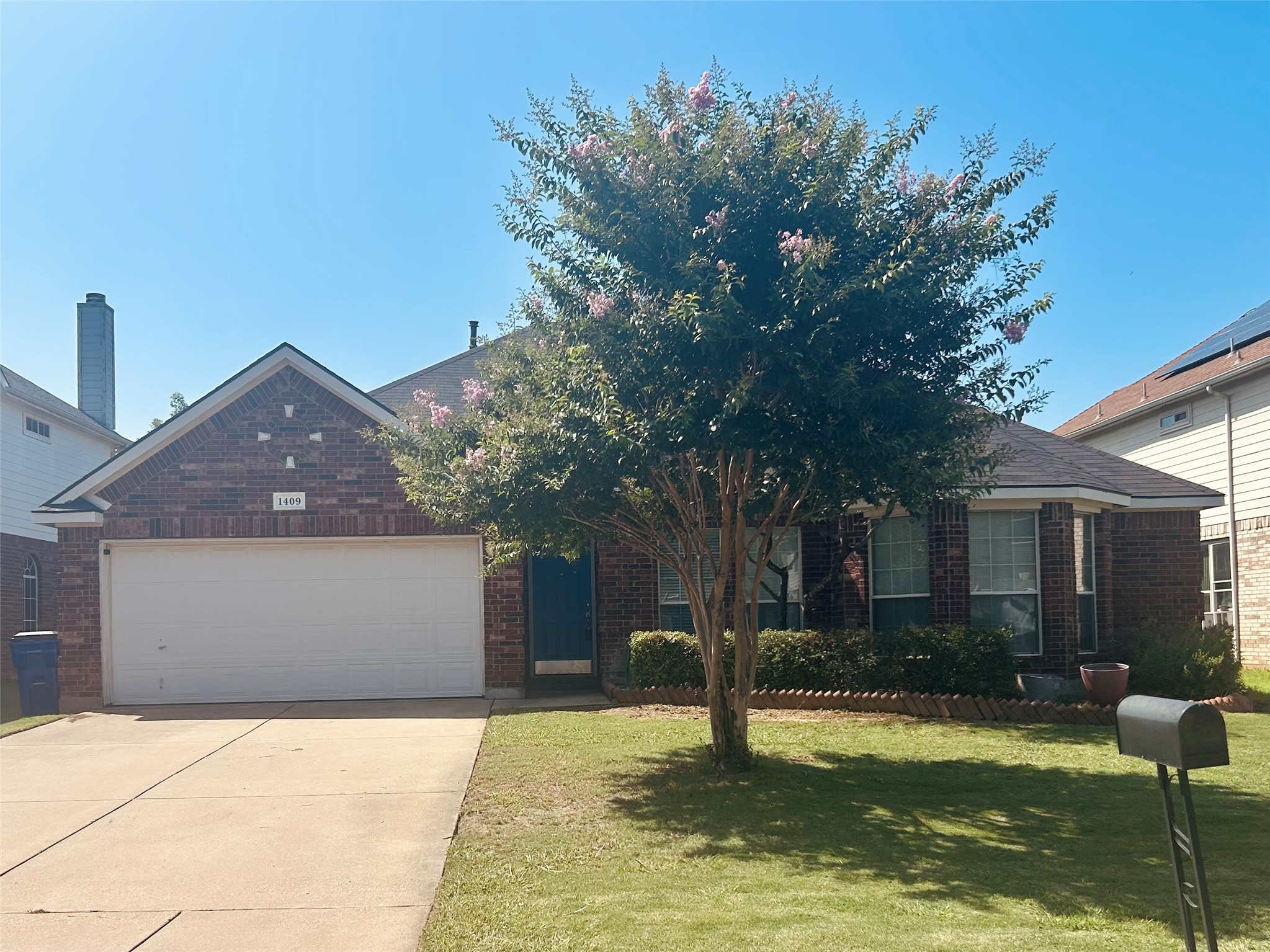 1409 Chateau Lane Mansfield TX 76063