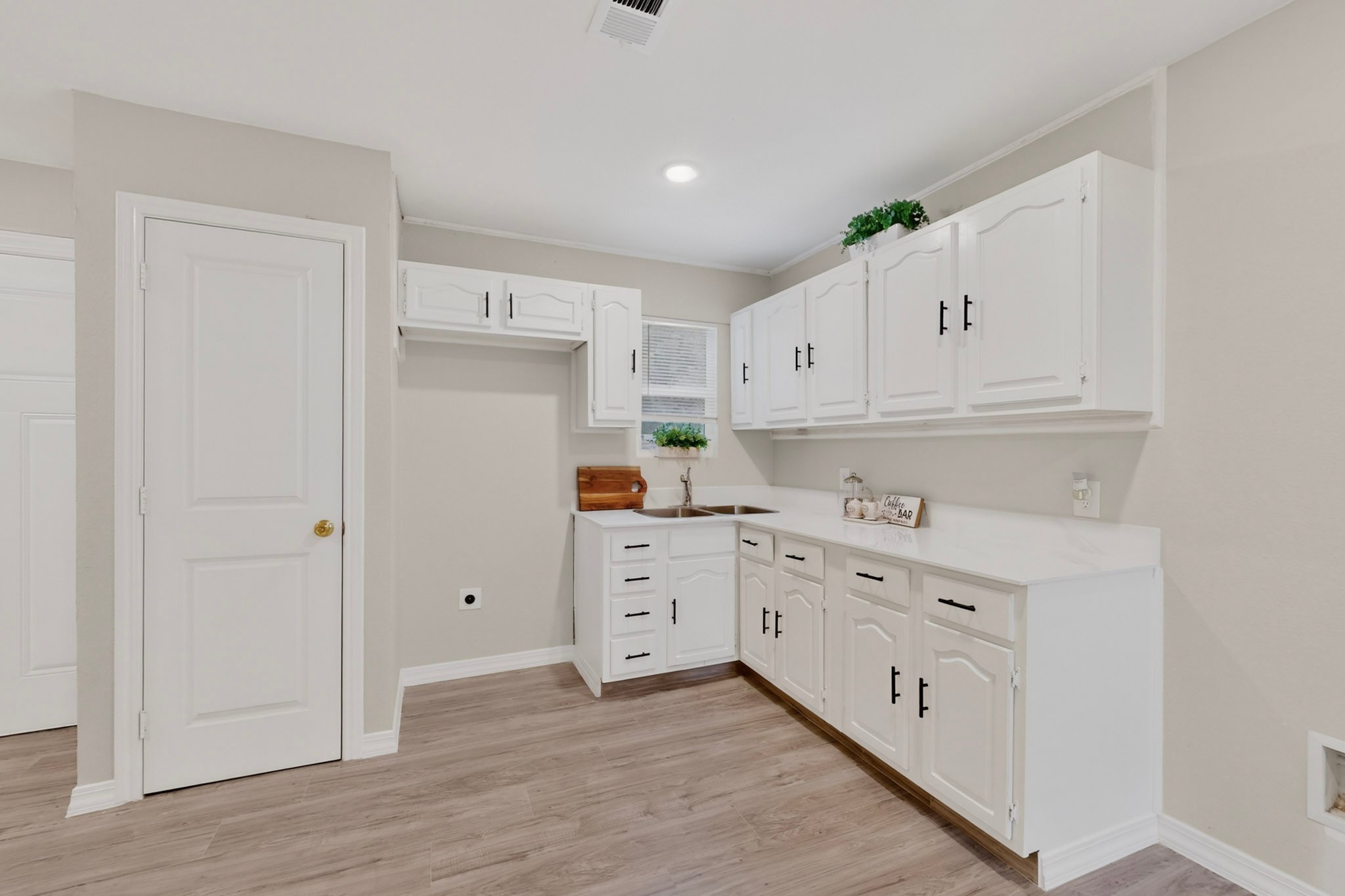 3047 Marjorie Avenue Dallas TX 75216