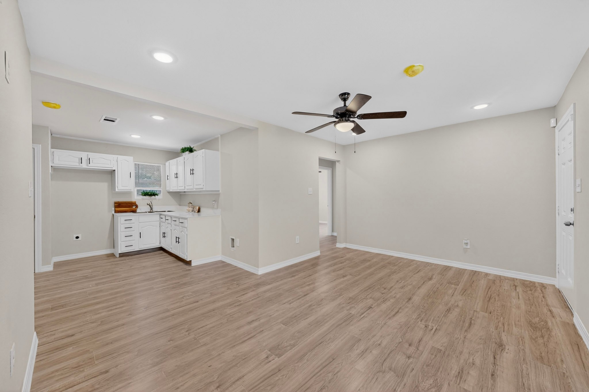 3047 Marjorie Avenue Dallas TX 75216