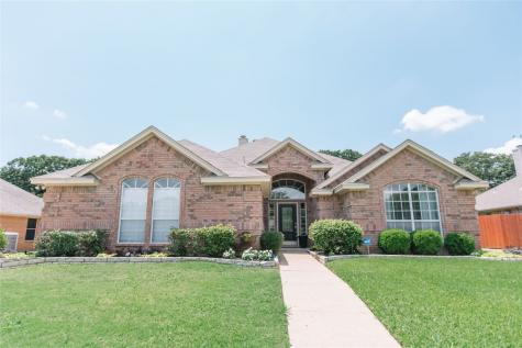 7305 Cottonwood Court North Richland Hills TX 76182