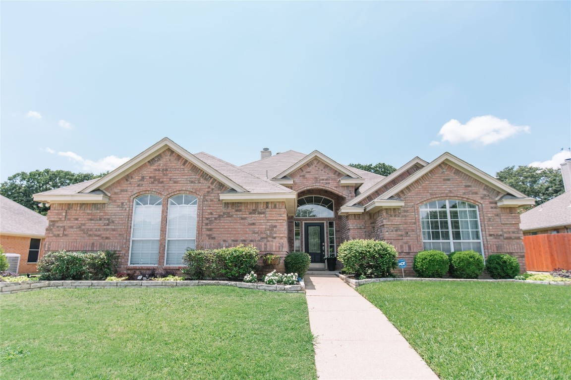 7305 Cottonwood Court North Richland Hills TX 76182