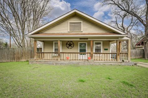 2208 W 5th Avenue Corsicana TX 75110
