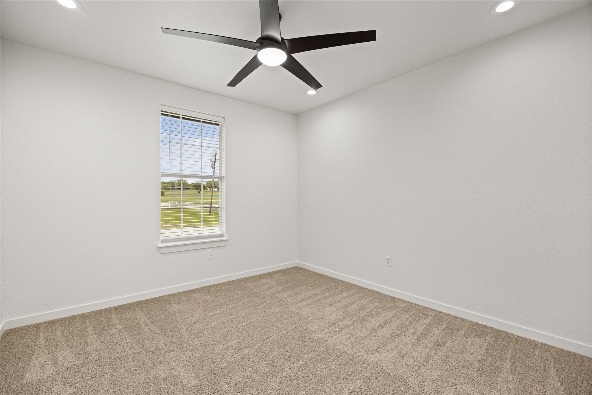 2902 Davis Road Granbury TX 76049