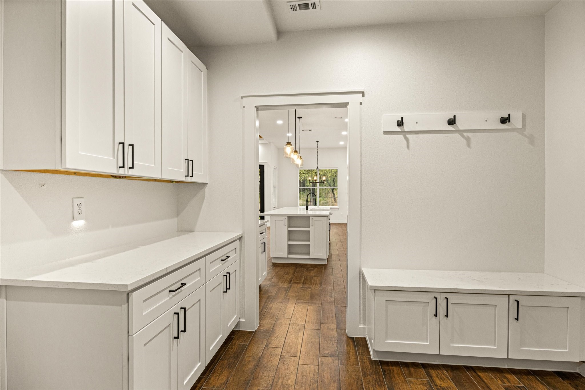 2902 Davis Road Granbury TX 76049