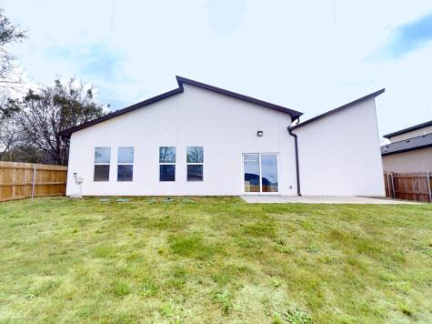 828 Indian Drive Granbury TX 76048