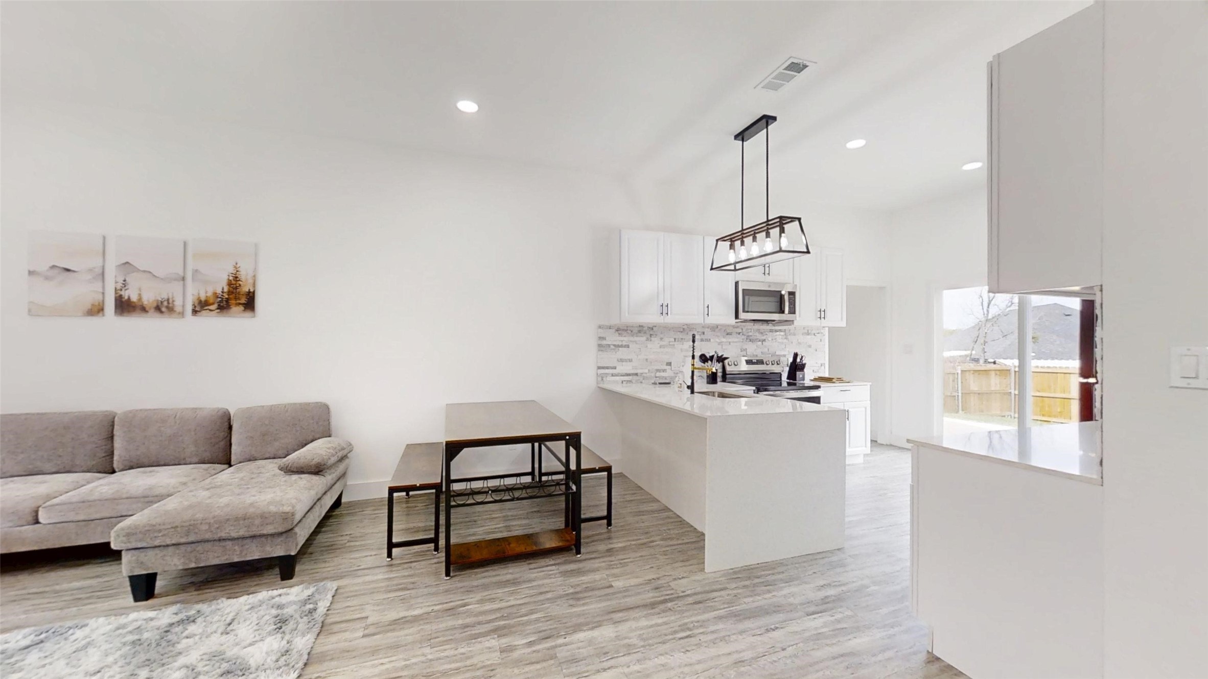 828 Indian Drive Granbury TX 76048