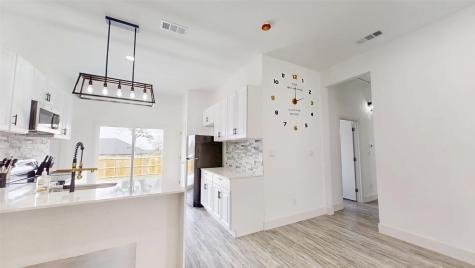 828 Indian Drive Granbury TX 76048
