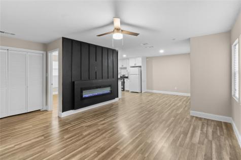 2907 Clinton Avenue Fort Worth TX 76106