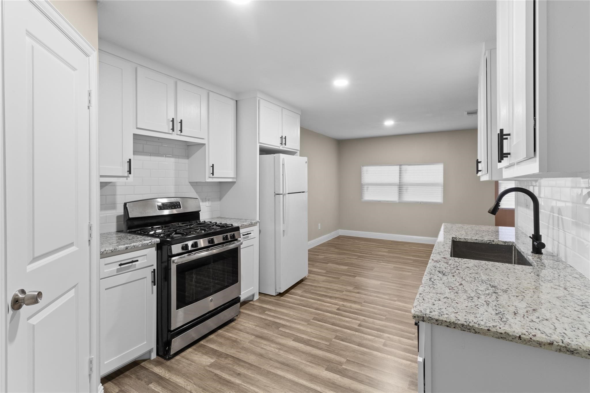 2907 Clinton Avenue Fort Worth TX 76106