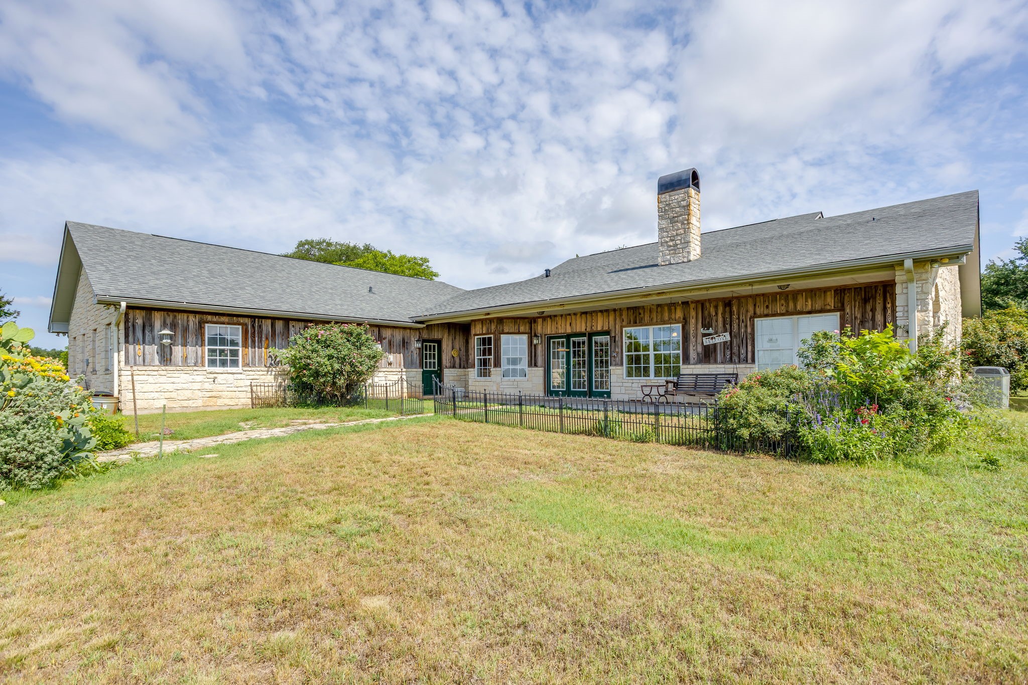 3508 Lakota Court Granbury TX 76048