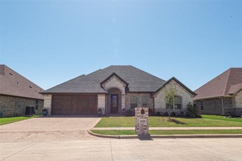 1020 Anna Circle Granbury TX 76048