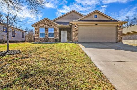 1242 E Powell Avenue Fort Worth TX 76104