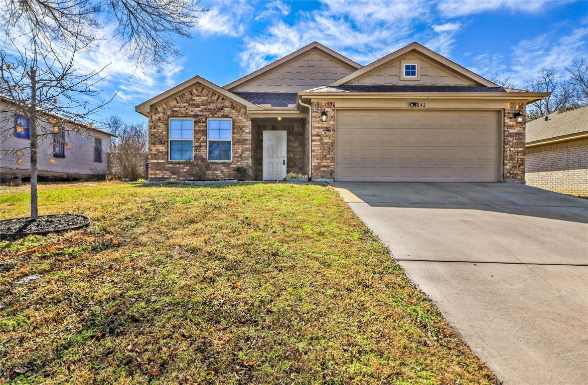 1242 E Powell Avenue Fort Worth TX 76104