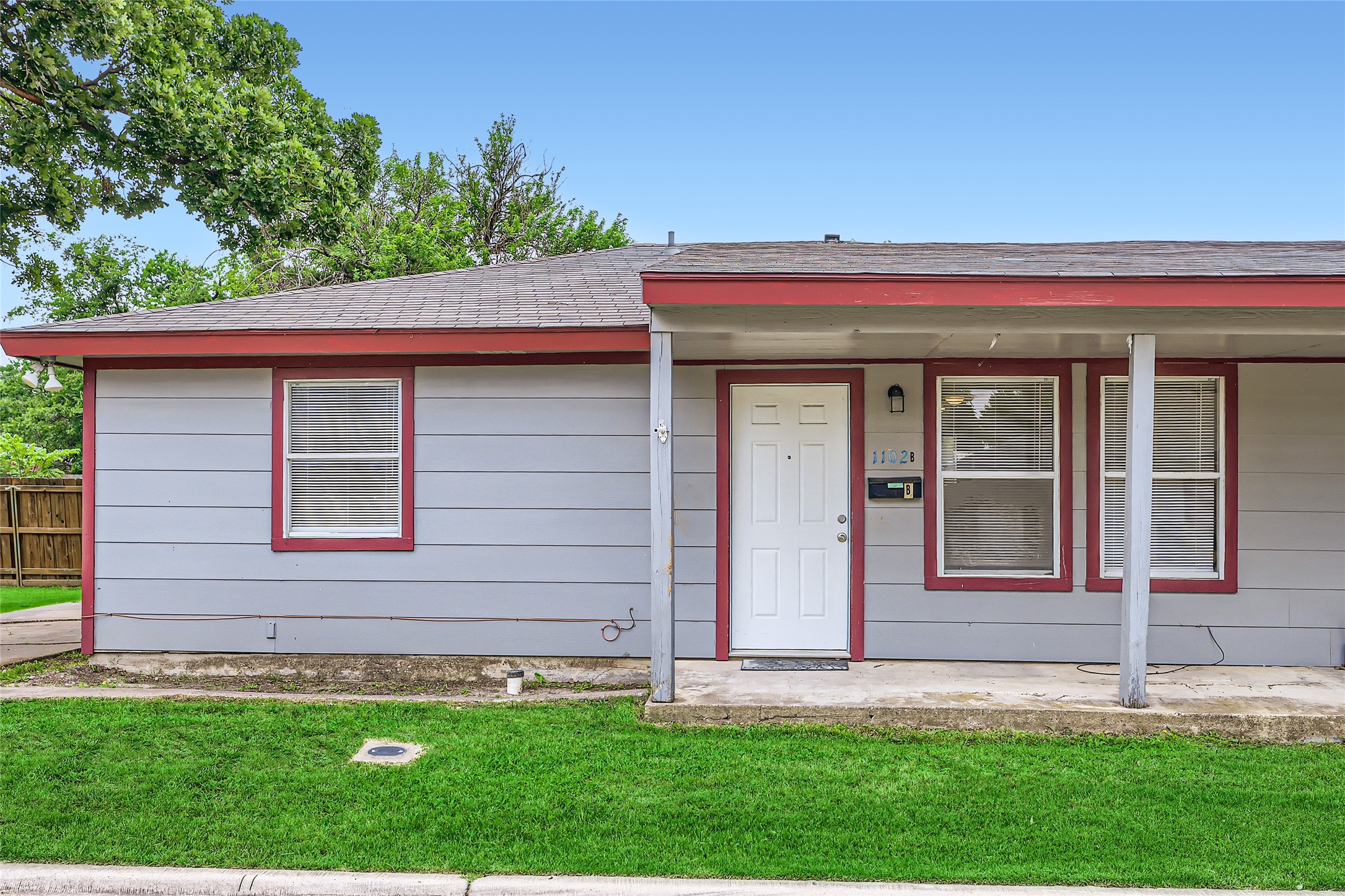 1102 Jefferson Street Mckinney TX 75069