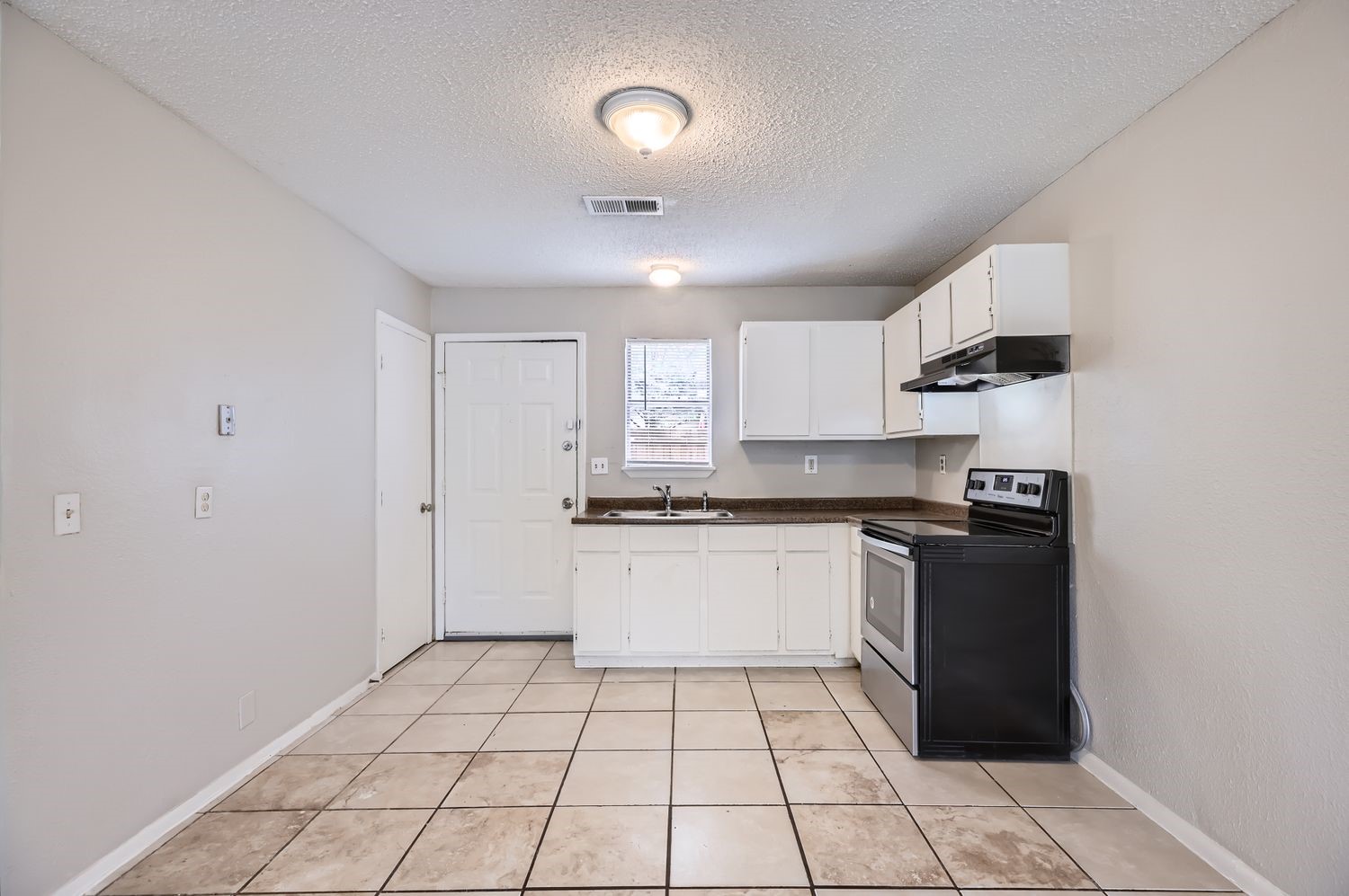 1102 Jefferson Street Mckinney TX 75069