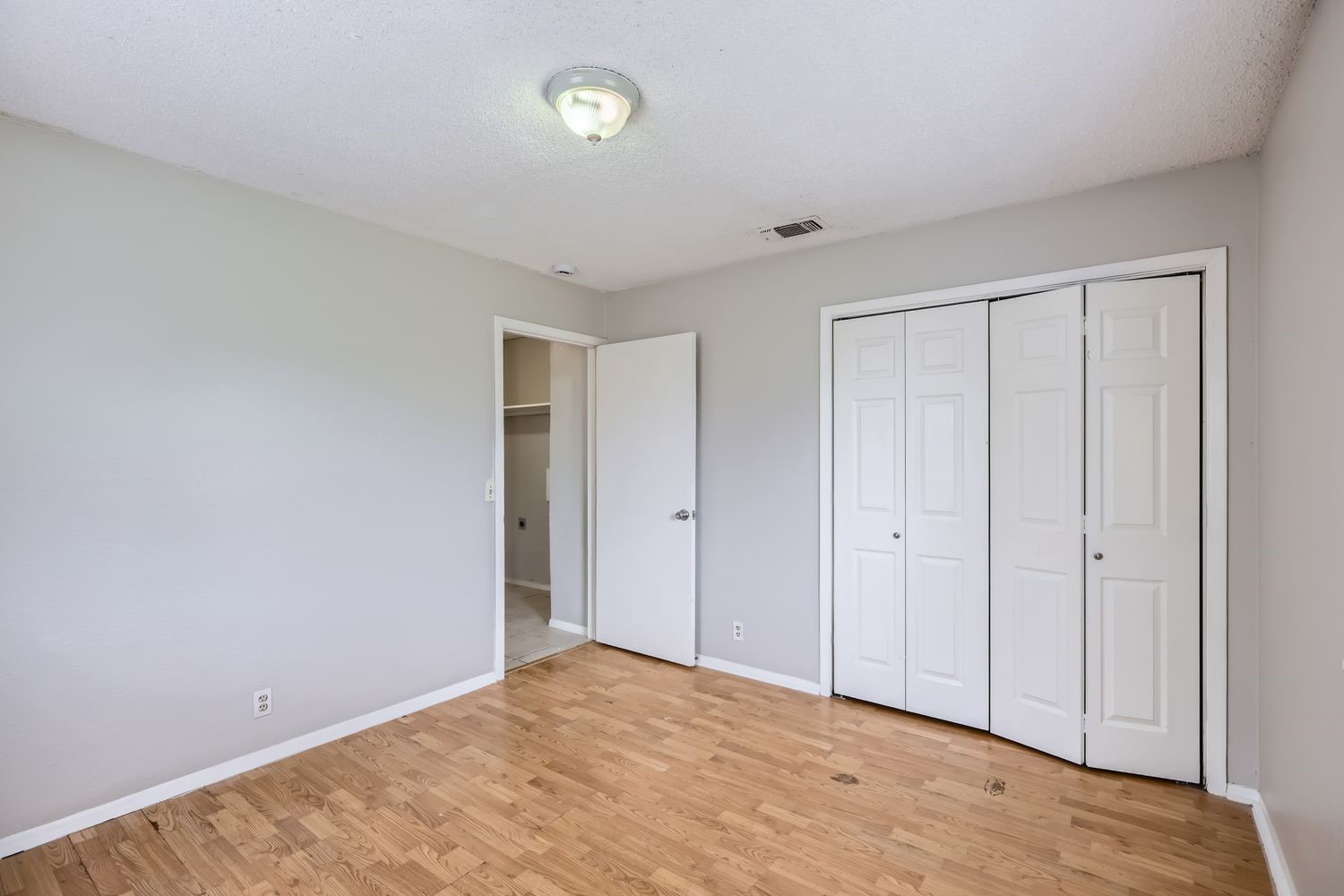 1102 Jefferson Street Mckinney TX 75069
