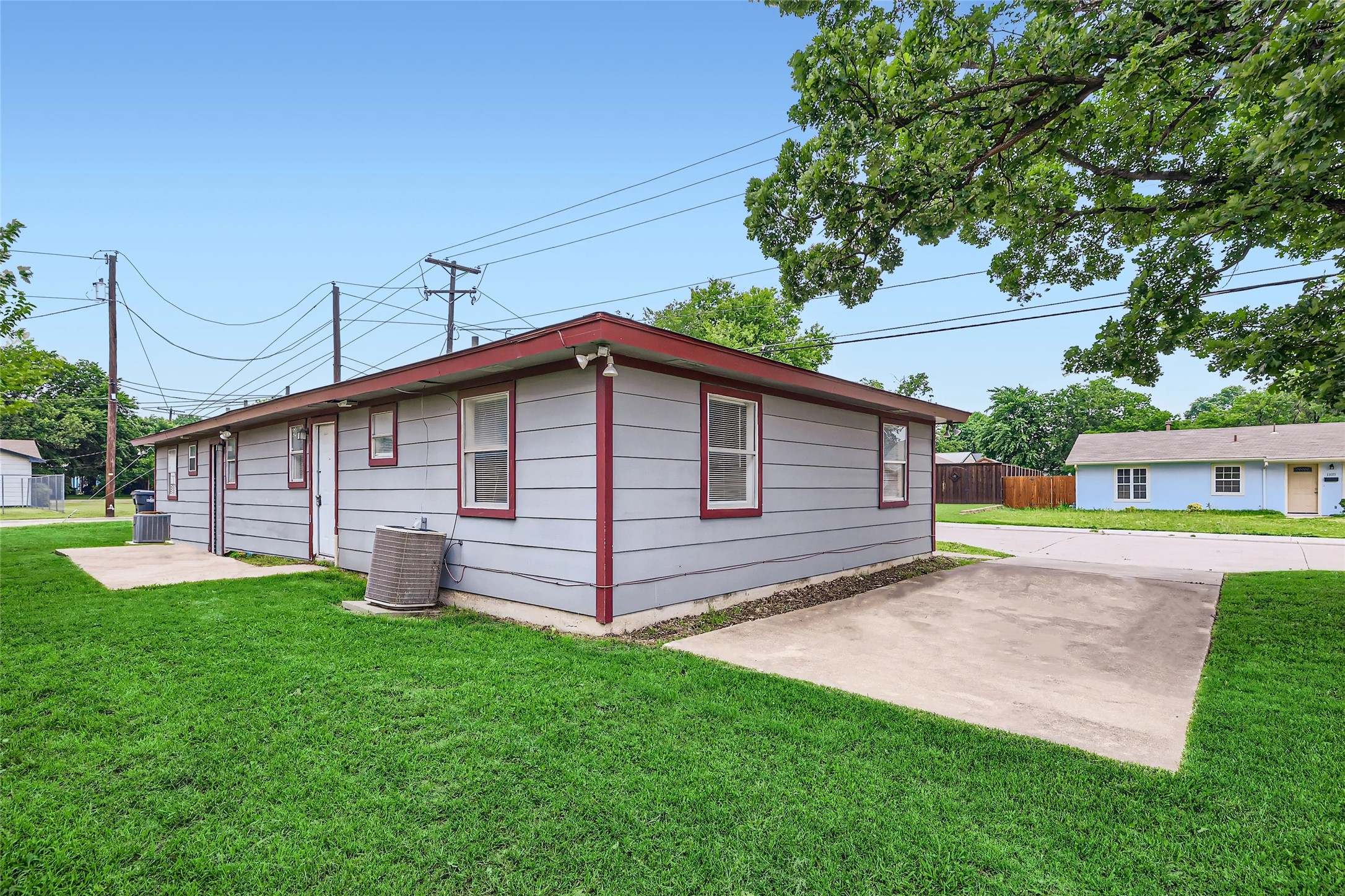 1102 Jefferson Street Mckinney TX 75069