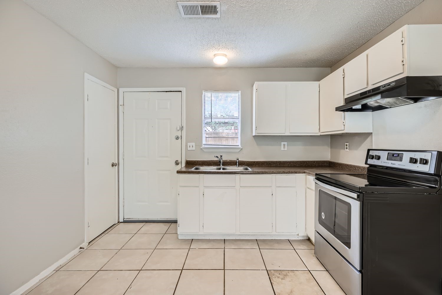 1102 Jefferson Street Mckinney TX 75069