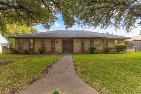 1229 Holt Avenue Desoto TX 75115