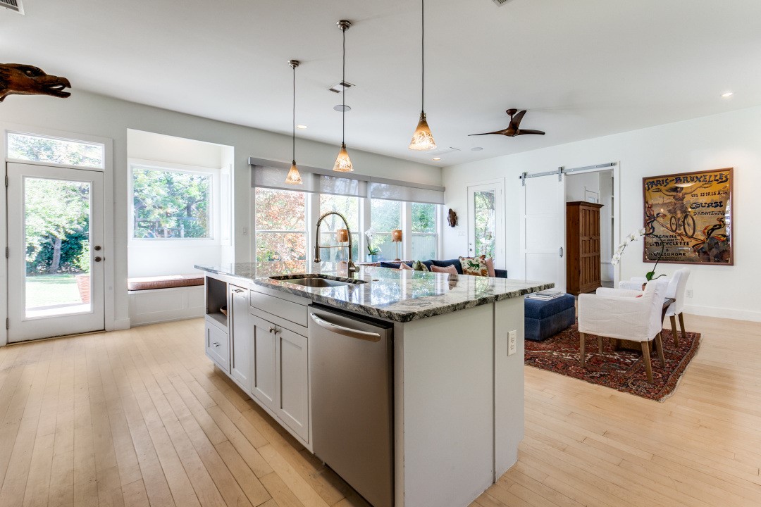 4206 Manning Lane Dallas TX 75220