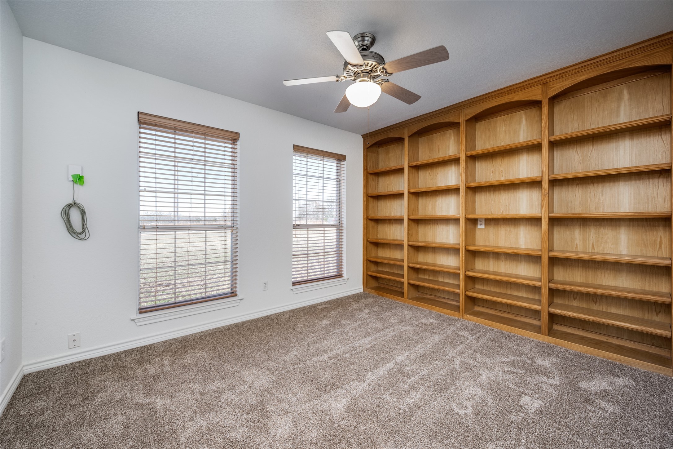 483 Pr 169 Sunset TX 76270
