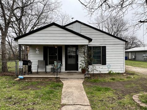 304 N Neches Street Whitney TX 76692