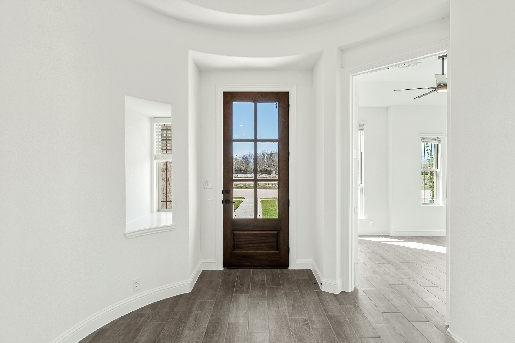 546 Hearthstone Boulevard Red Oak TX 75154