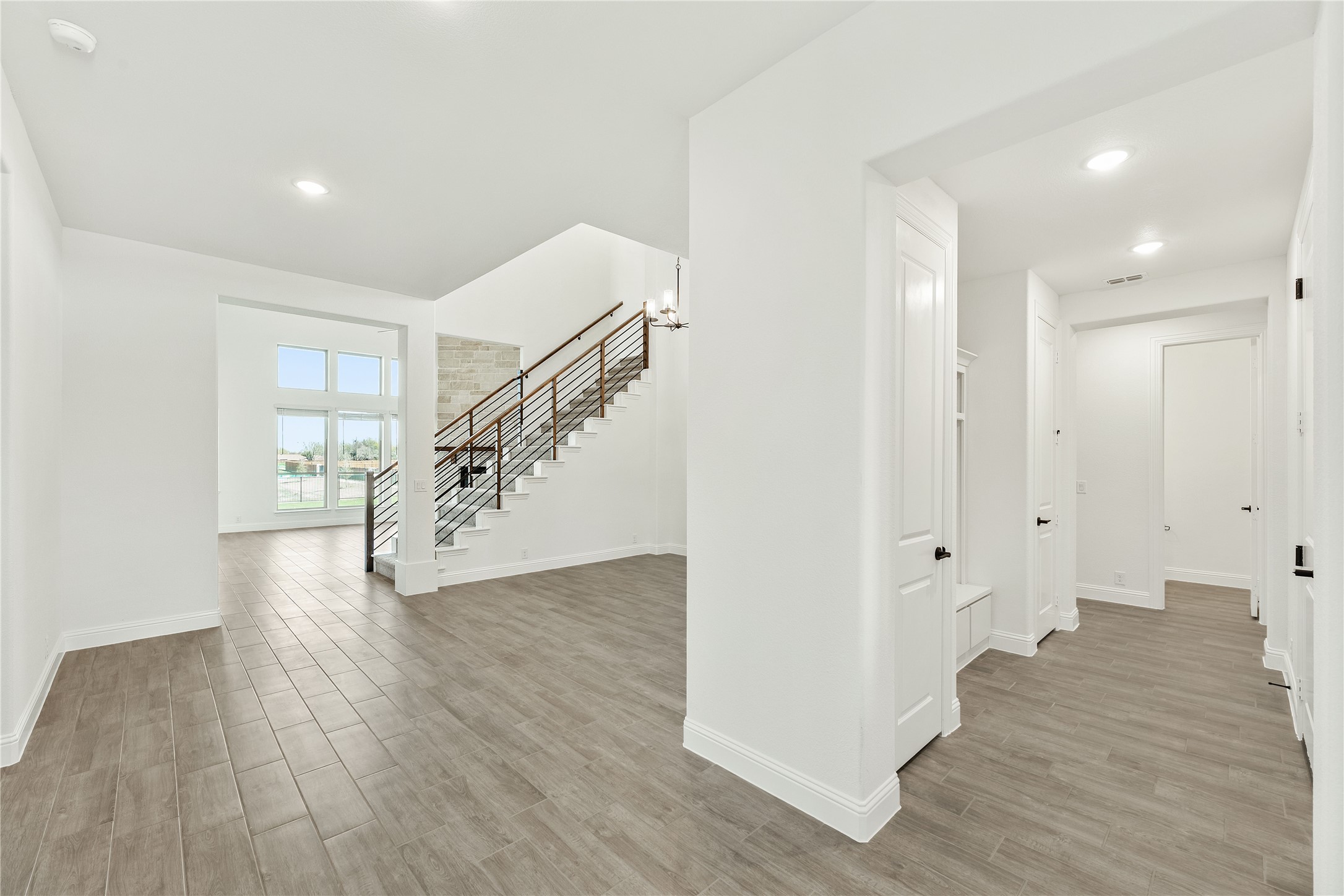 546 Hearthstone Boulevard Red Oak TX 75154