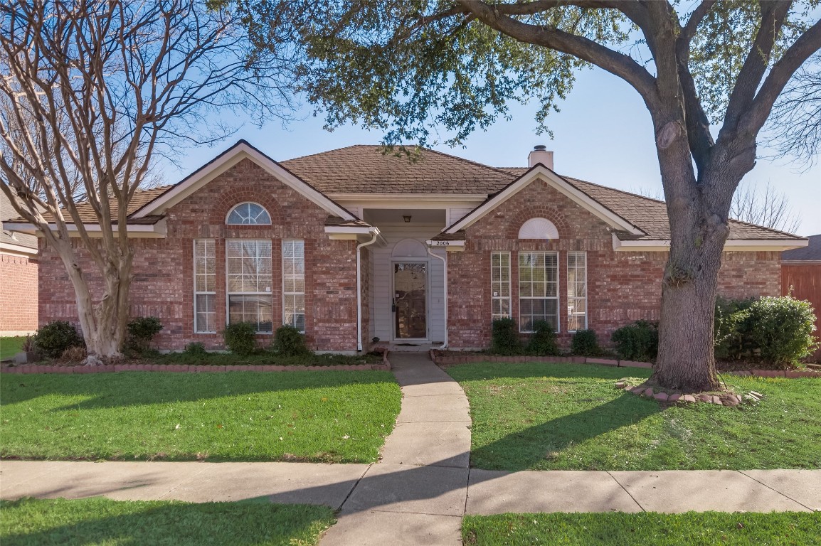 2006 Oak Bend Lane Garland TX 75040