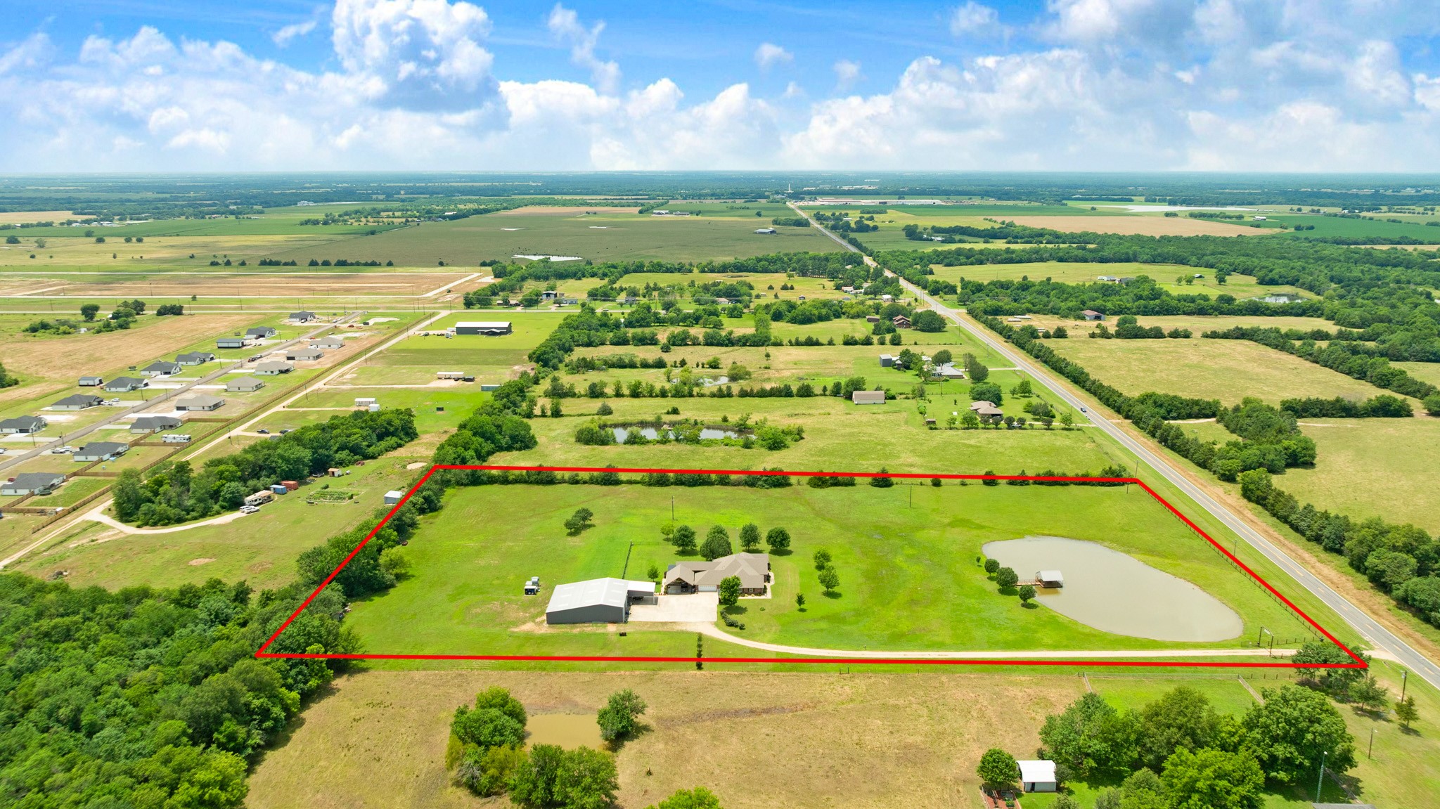 4141 Farm Road 2820 Sumner TX 75486