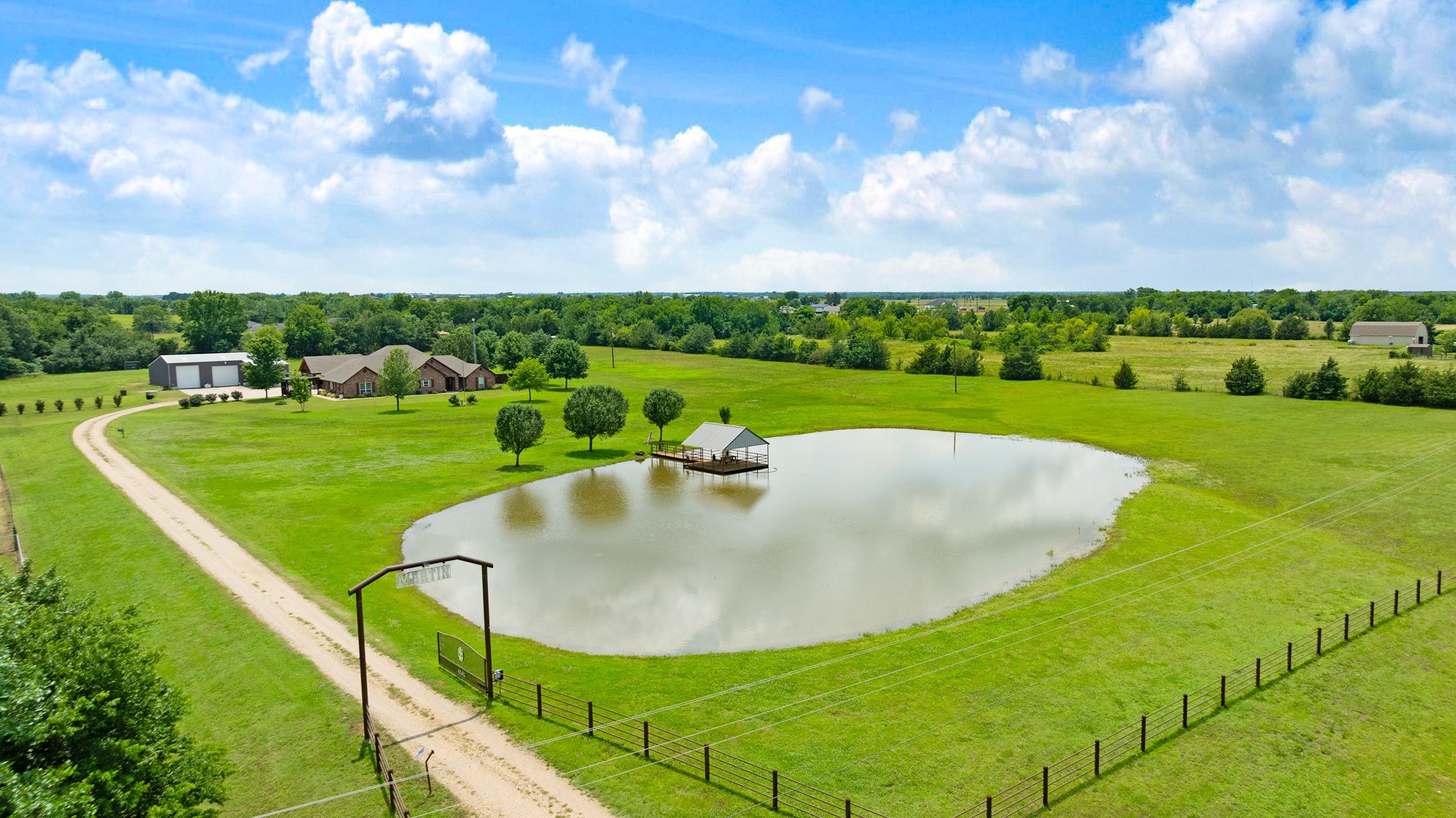4141 Farm Road 2820 Sumner TX 75486