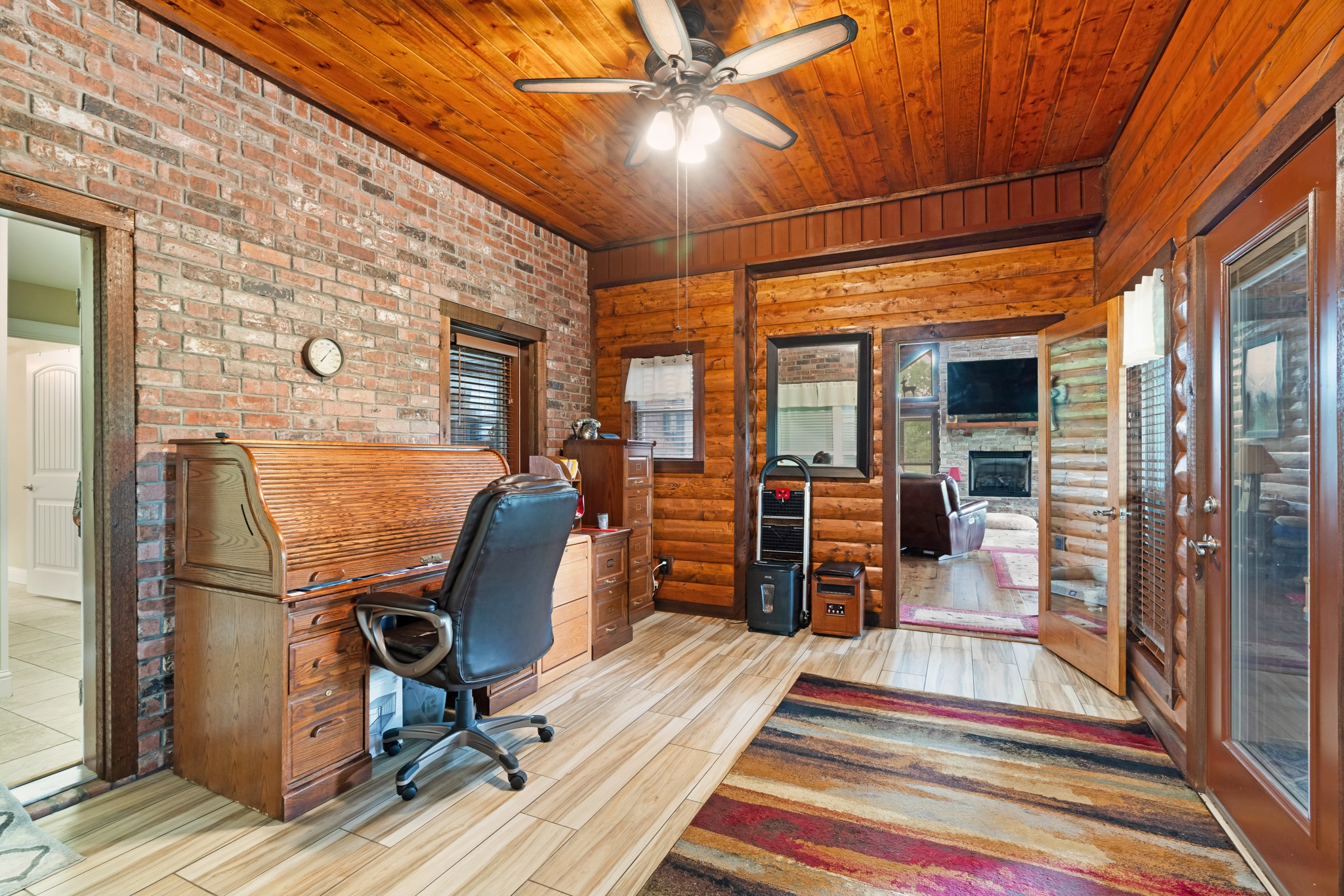 4141 Farm Road 2820 Sumner TX 75486
