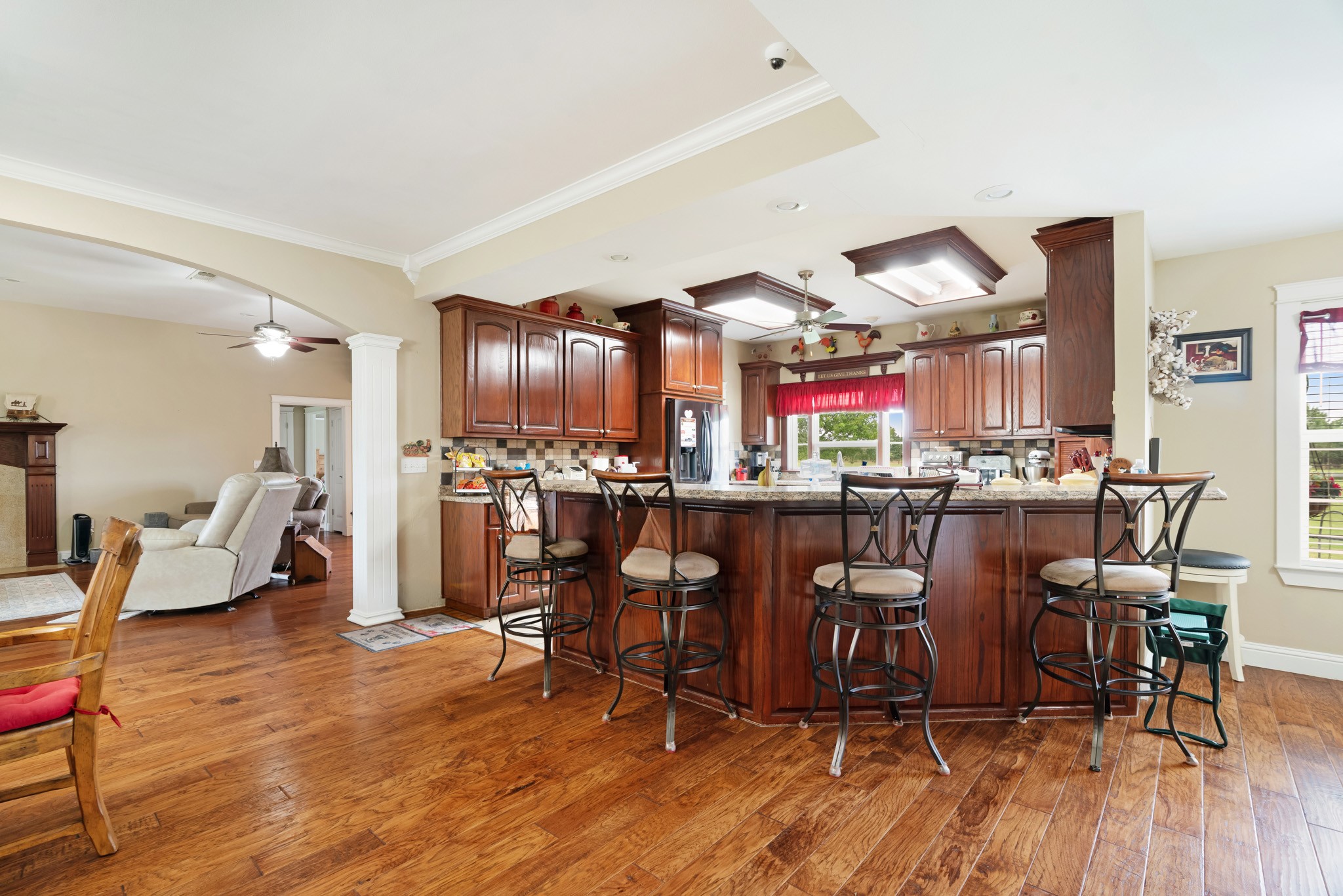 4141 Farm Road 2820 Sumner TX 75486
