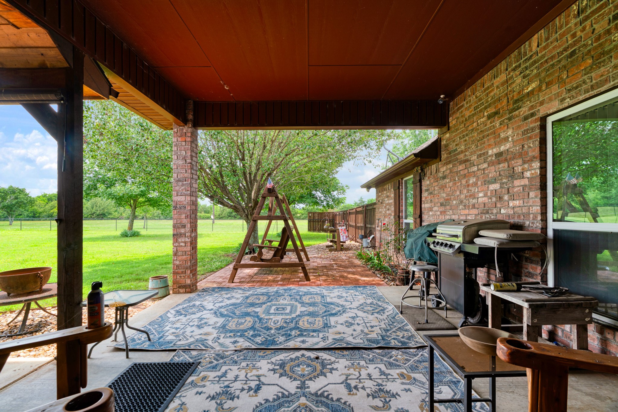 4141 Farm Road 2820 Sumner TX 75486
