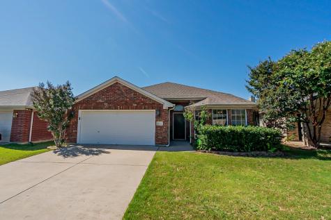 8958 Winding River Drive Fort Worth TX 76118