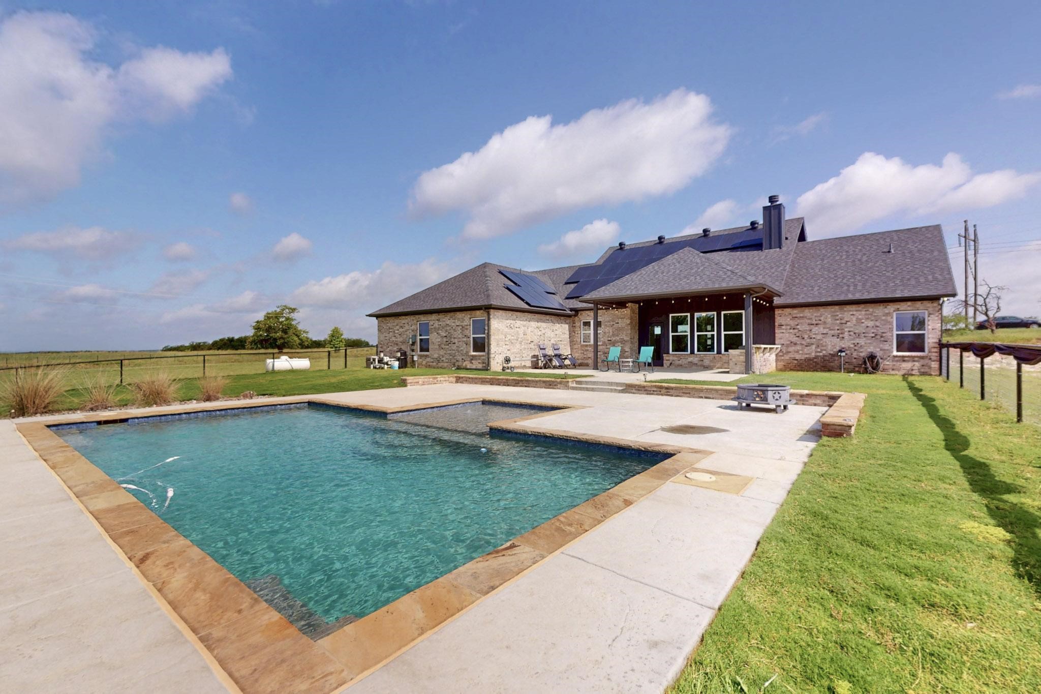 199 Graystone Drive Weatherford TX 76088