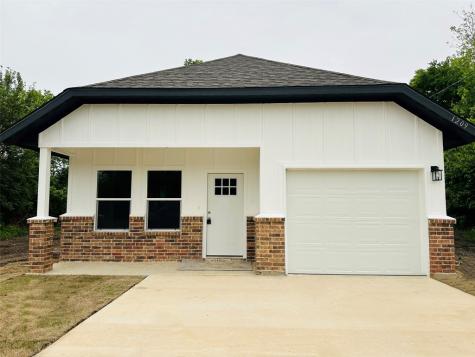 1209 Marshall Street Greenville TX 75401