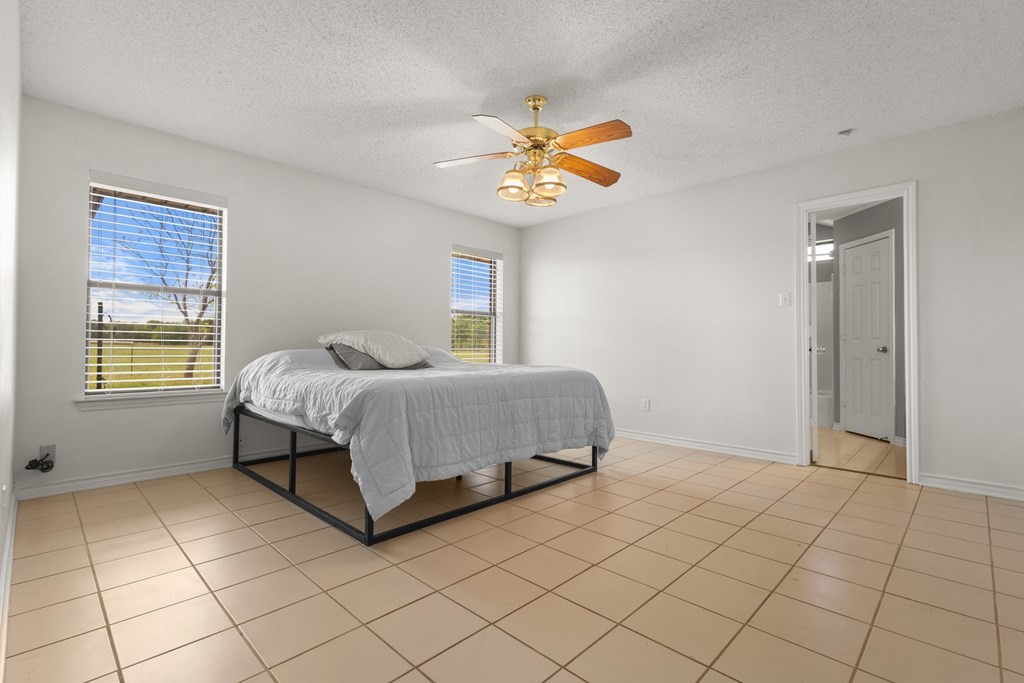 290 Vz County Road 3222 Wills Point TX 75169