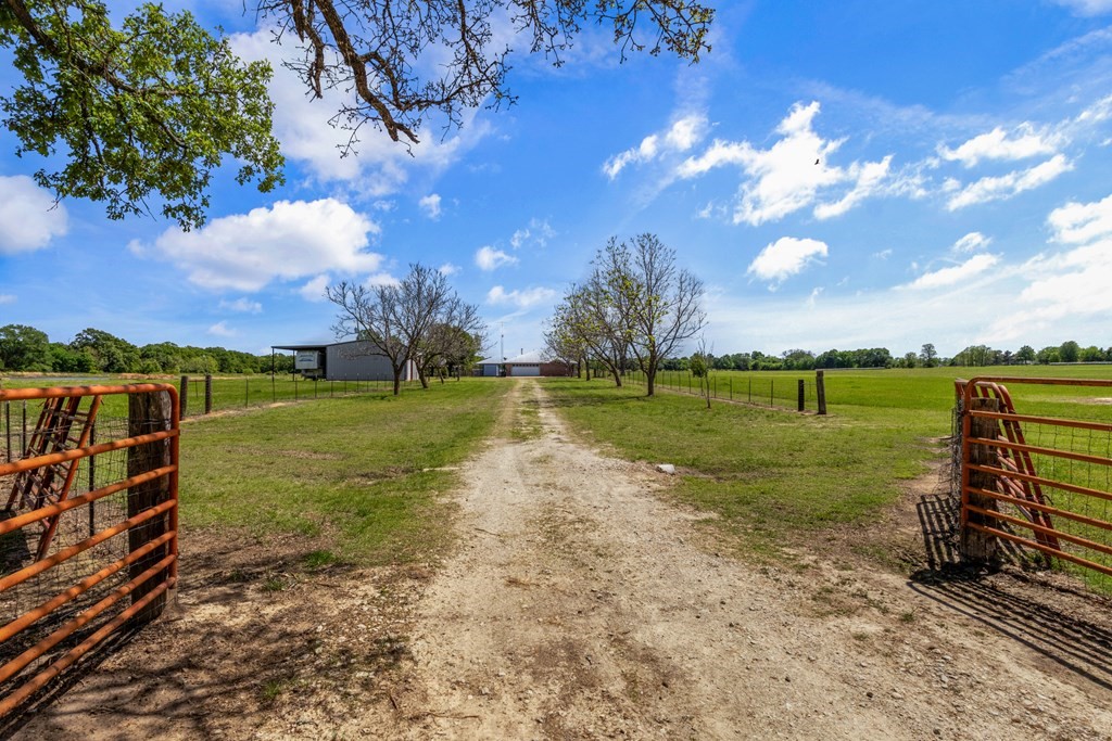 290 Vz County Road 3222 Wills Point TX 75169