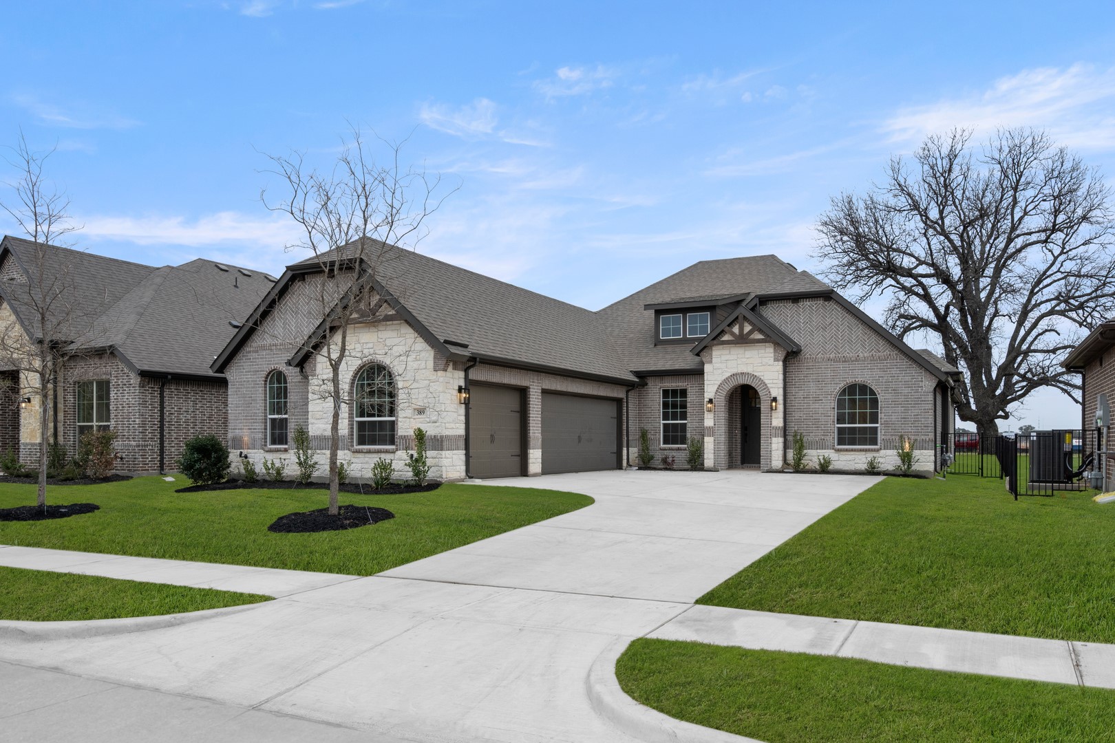 389 Paddle Boat Drive Granbury TX 76049